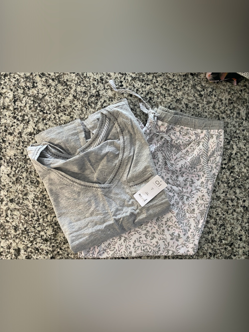 Women's Gray Pajama Set with Printed Pants - Soft Gray Top
